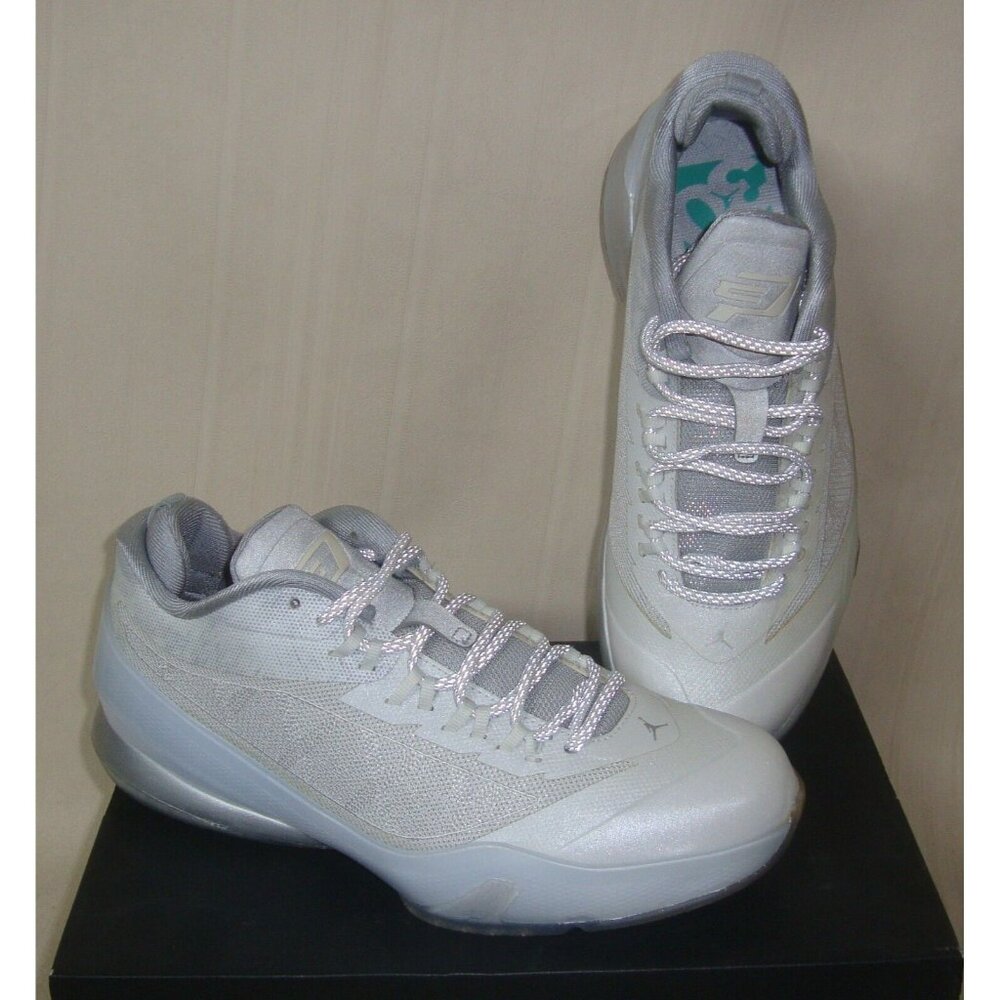 Jordan CP3 . VII White Sneakers Basketball Shoes YOUTH Size 6.5 NEW 716671 100